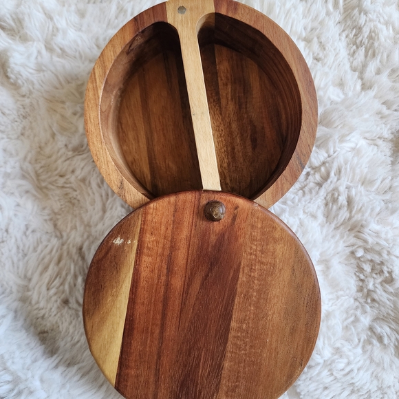 Natural Wood Round Box - Picture 2 of 4